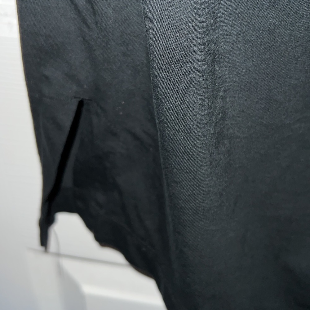 Slit top - Picture 3 of 3